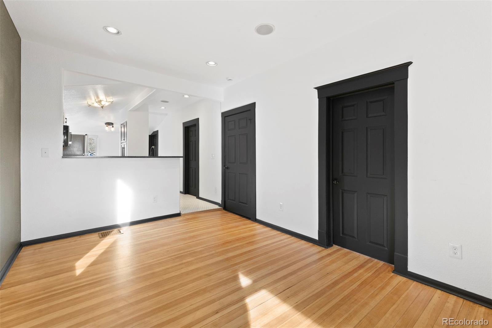 4539 Pearl Street