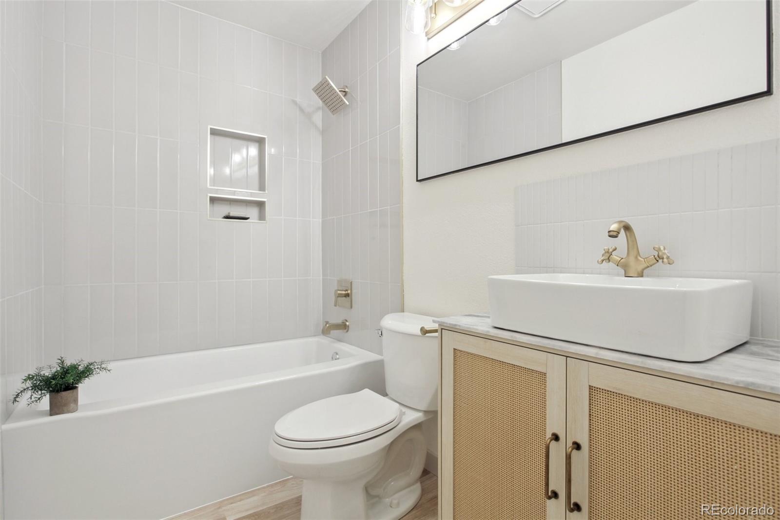 7770 W 87th Drive Unit: I