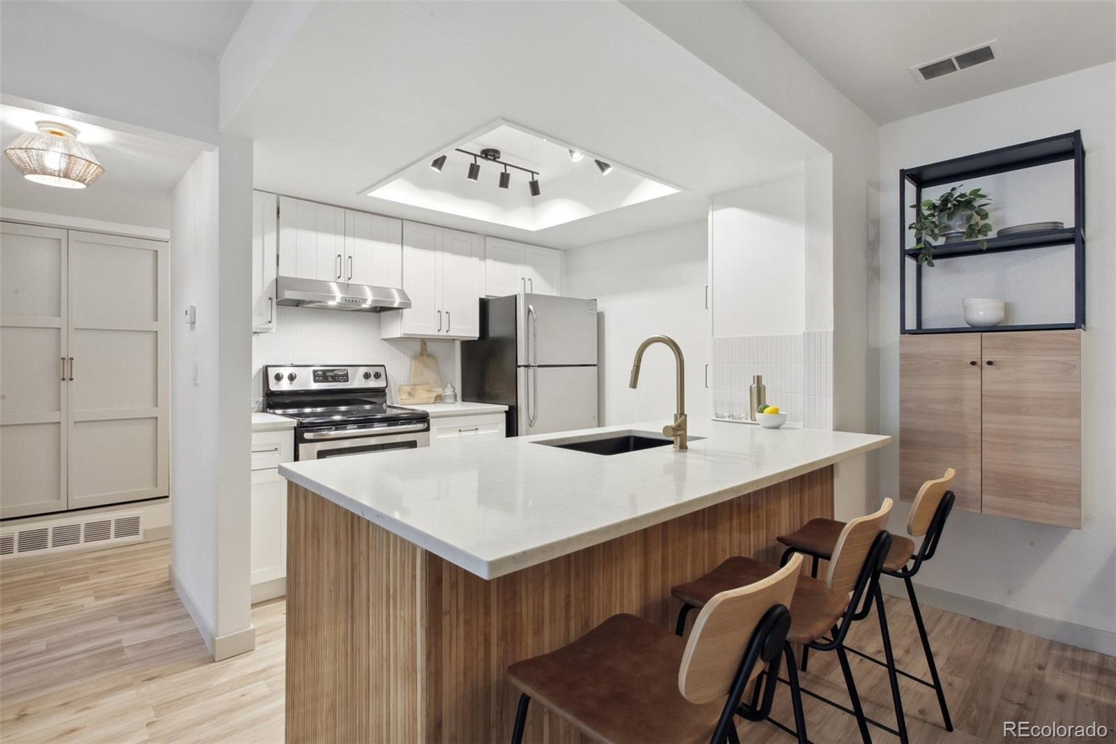7770 W 87th Drive Unit: I