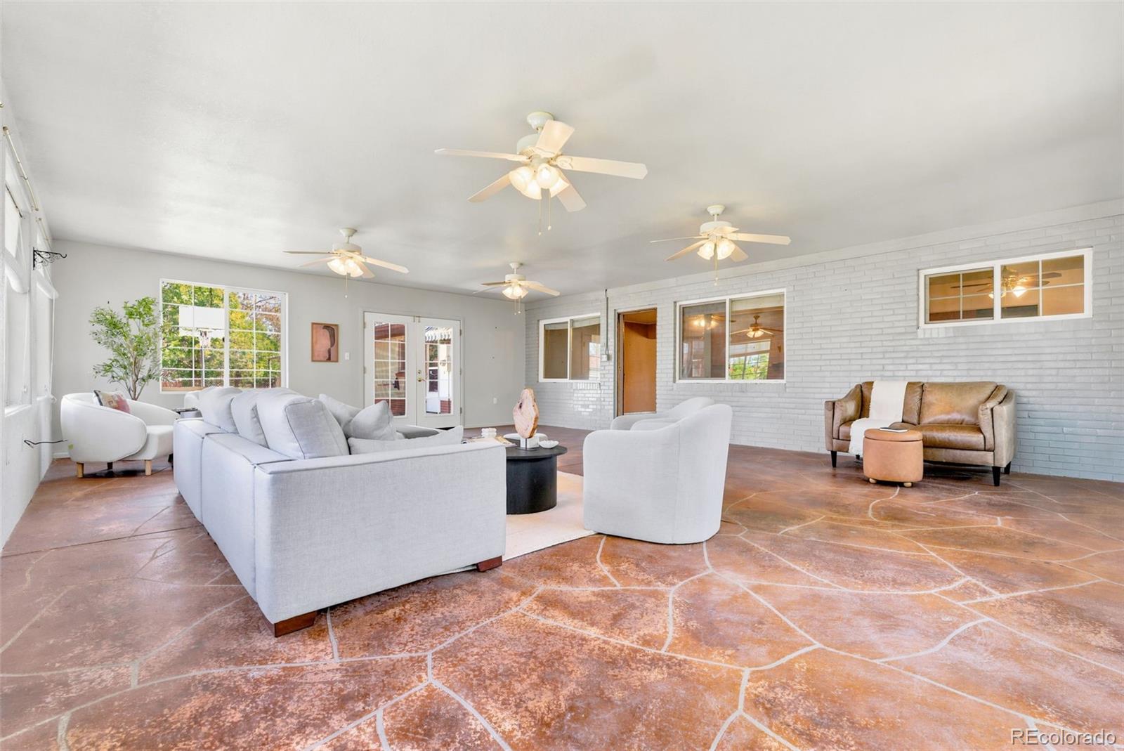 5341 Columbine Lane