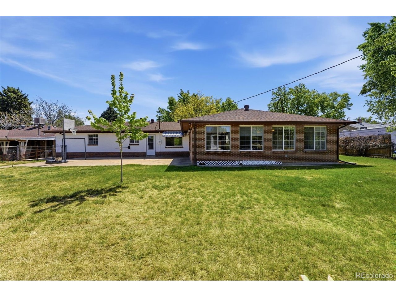 5341 Columbine Ln