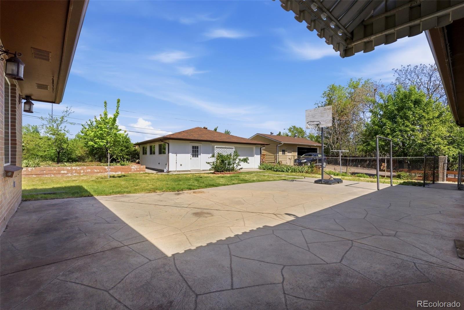 5341 Columbine Lane