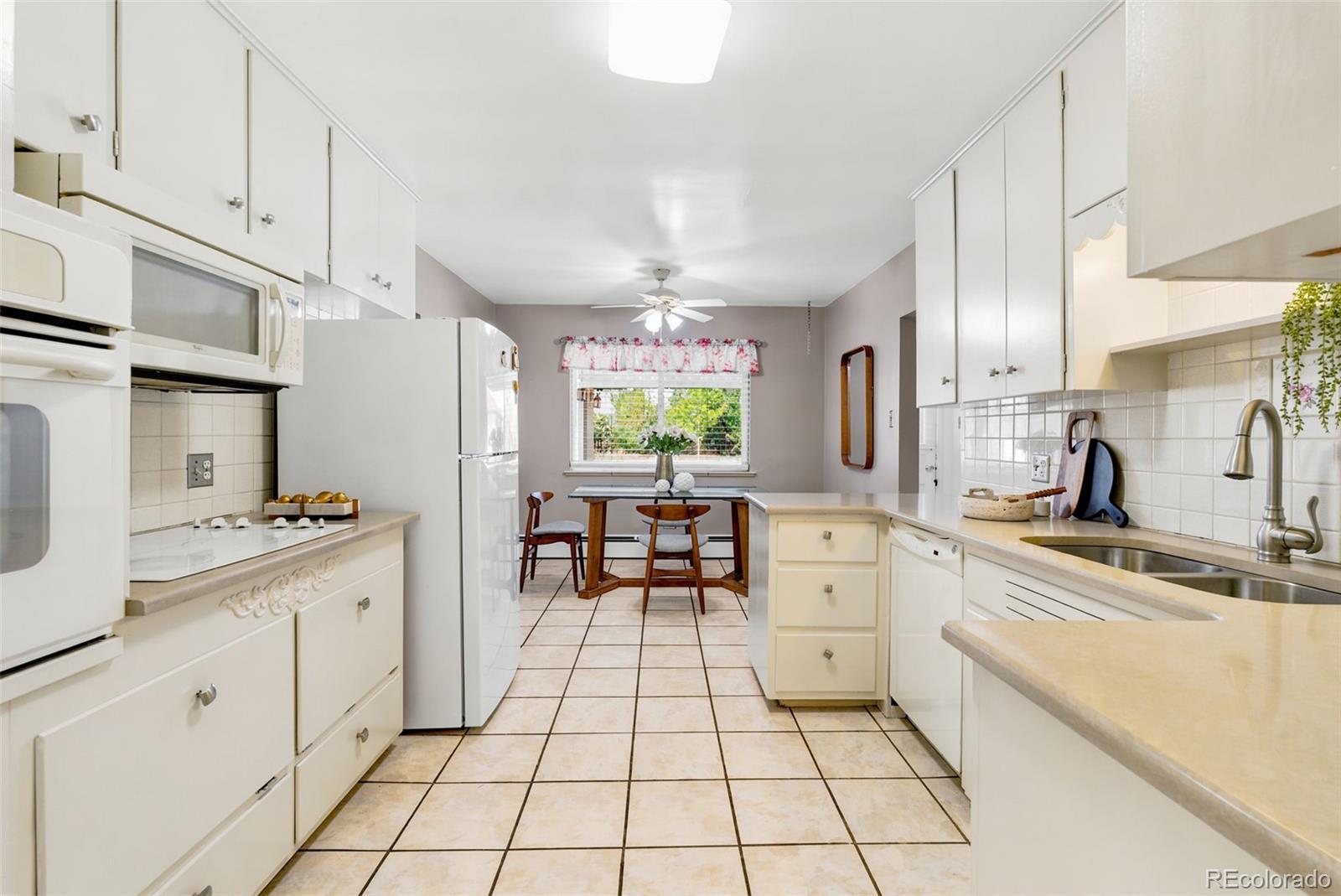 5341 Columbine Lane