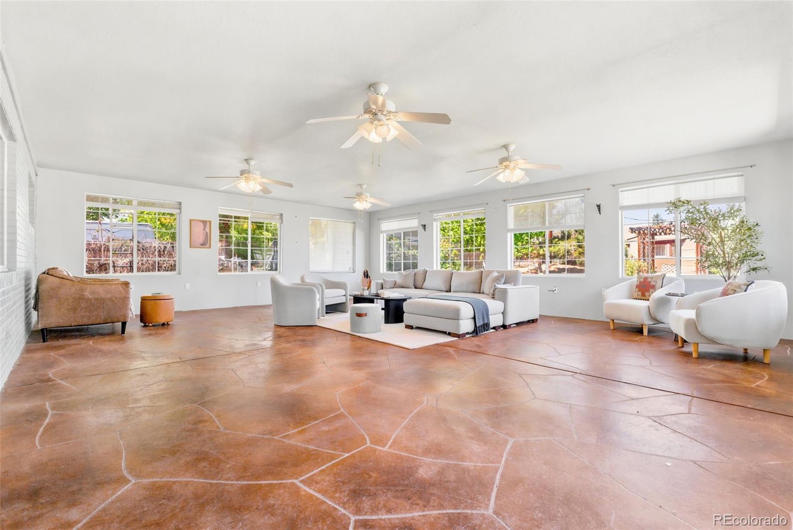5341 Columbine Lane