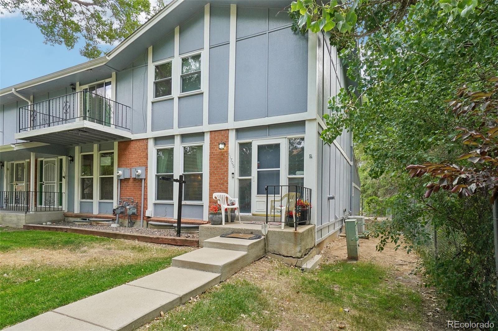 11705 E Canal Drive