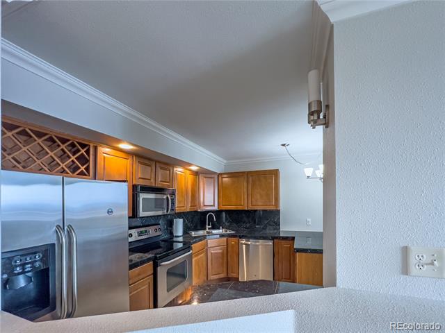 601 W 11th Avenue Unit: 702