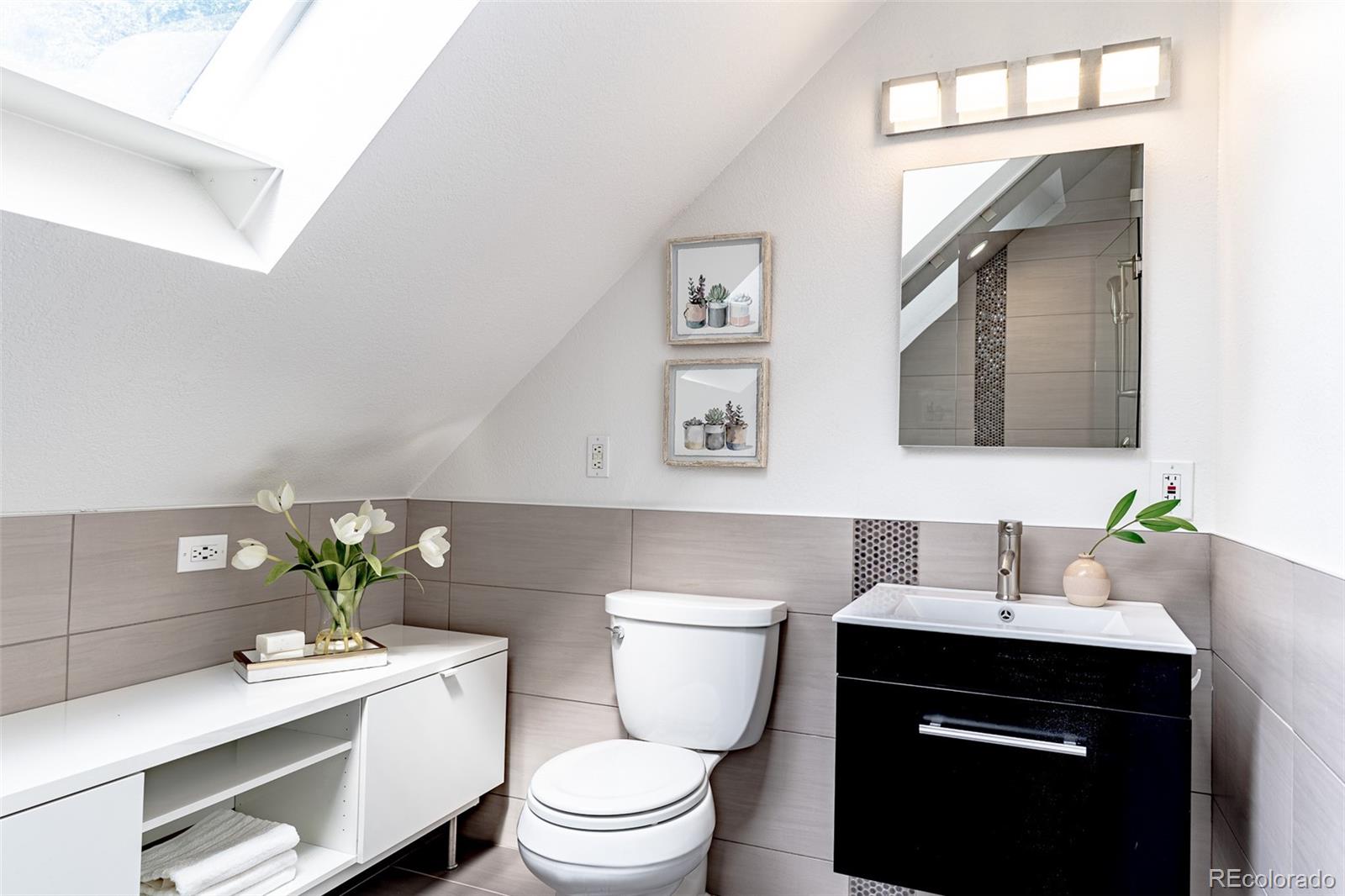 1732 N Marion Street