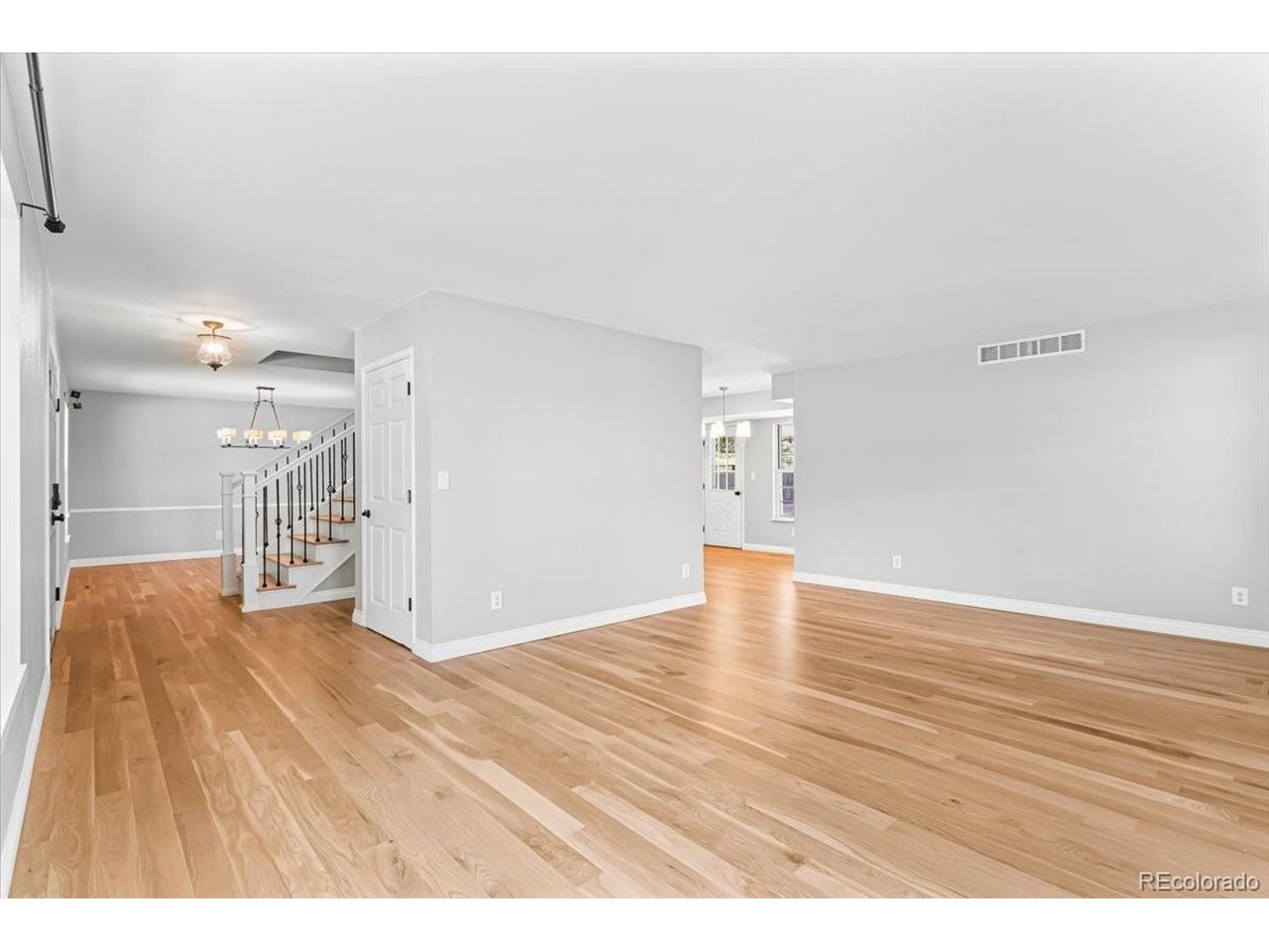 8683 W Progress Pl