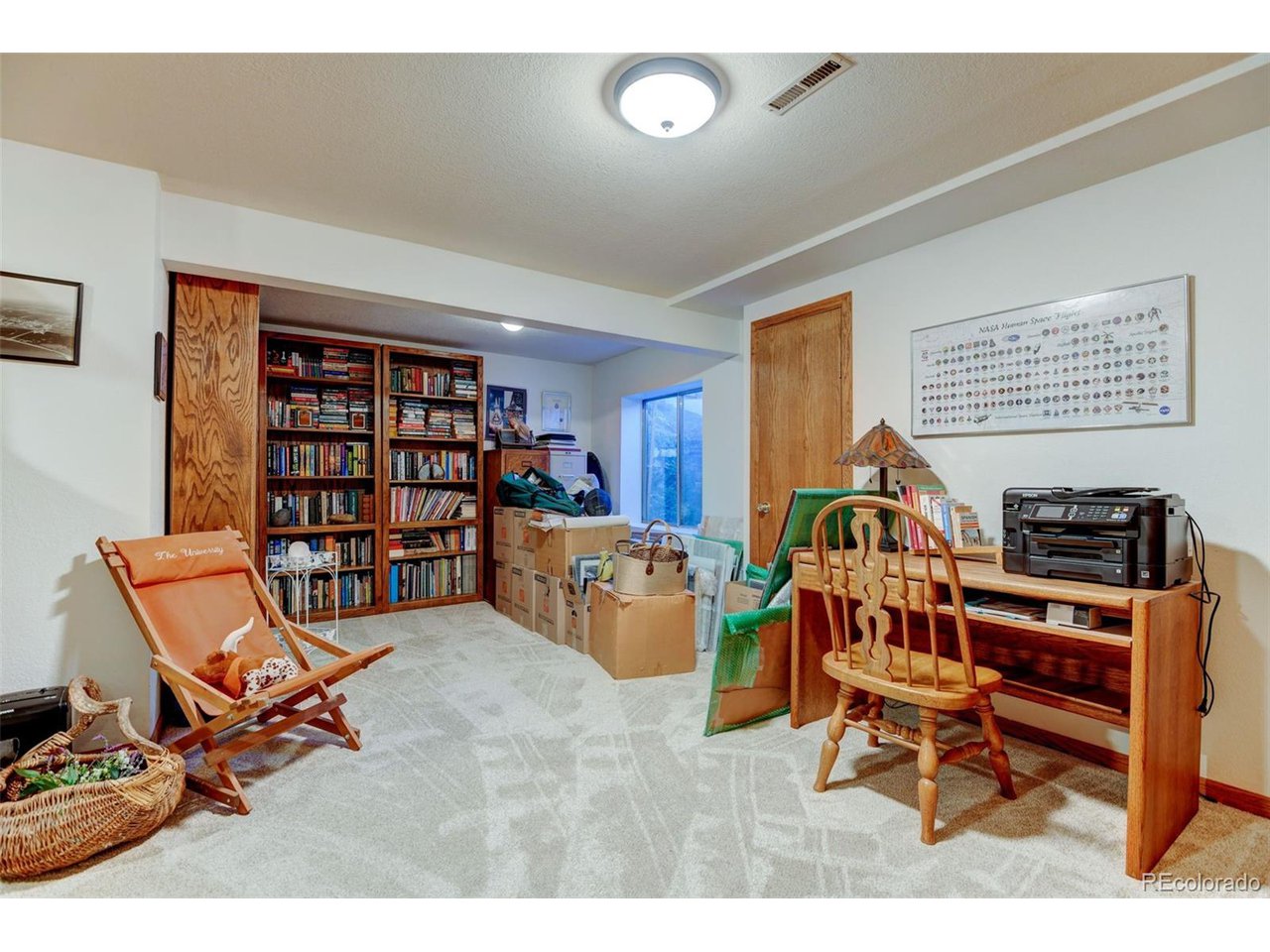 1235 Oakhurst Dr