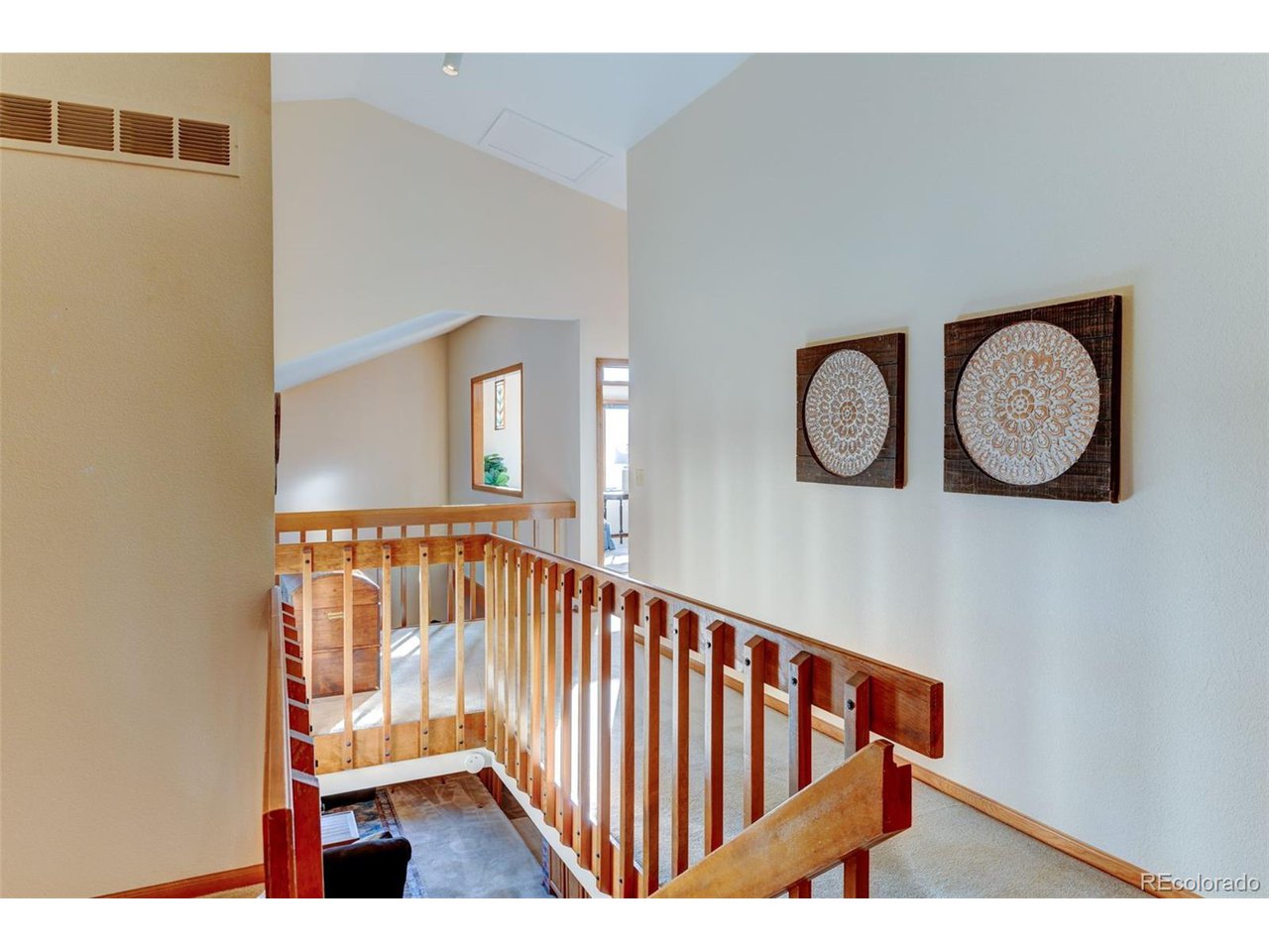 1235 Oakhurst Dr