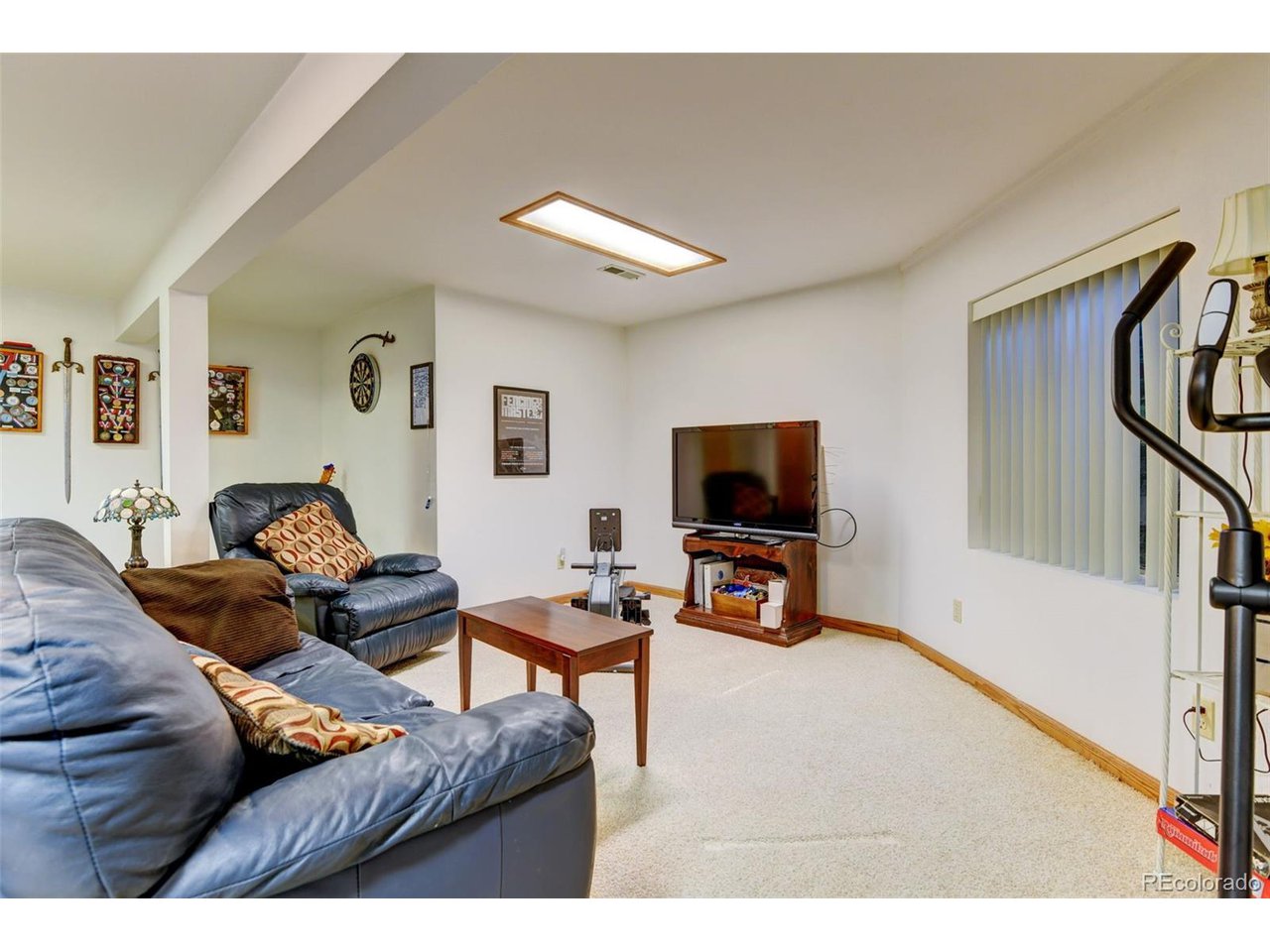1235 Oakhurst Dr