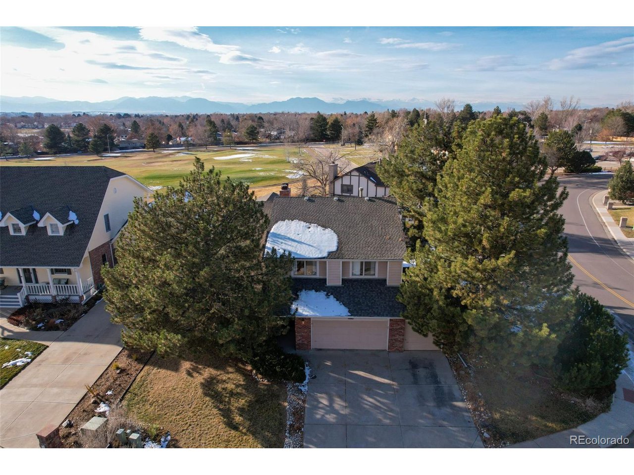 1235 Oakhurst Dr