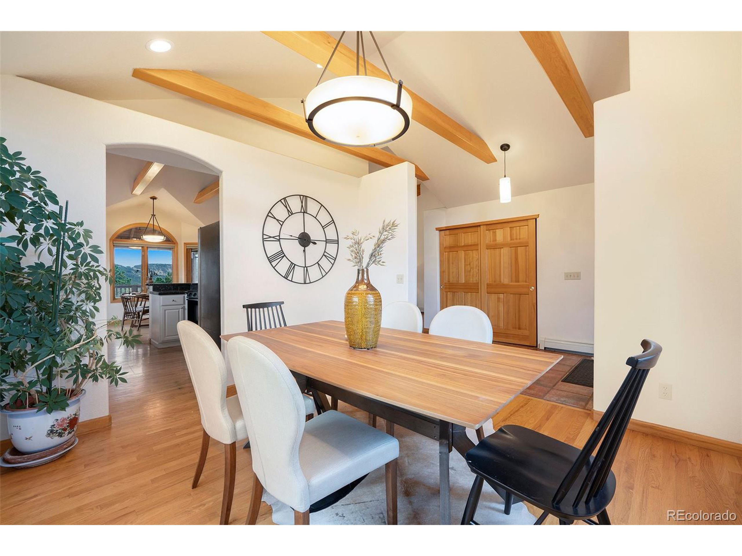 129 Lookout Mountain Rd