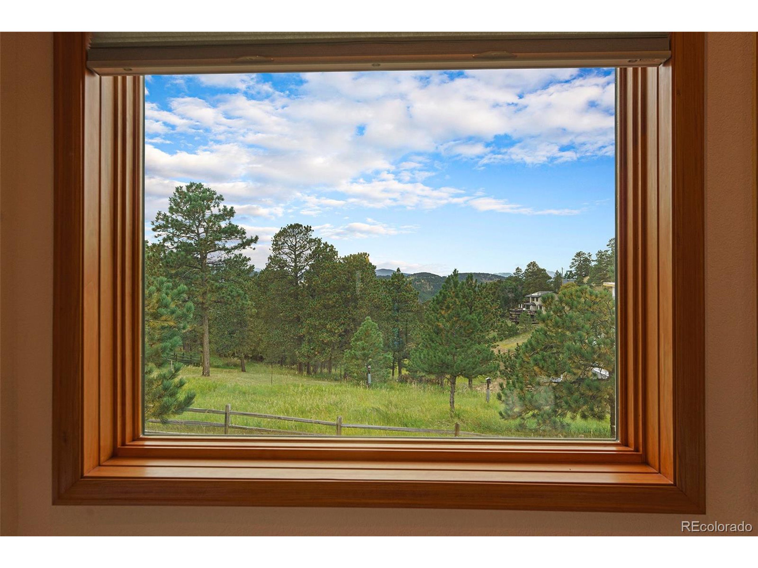 129 Lookout Mountain Rd