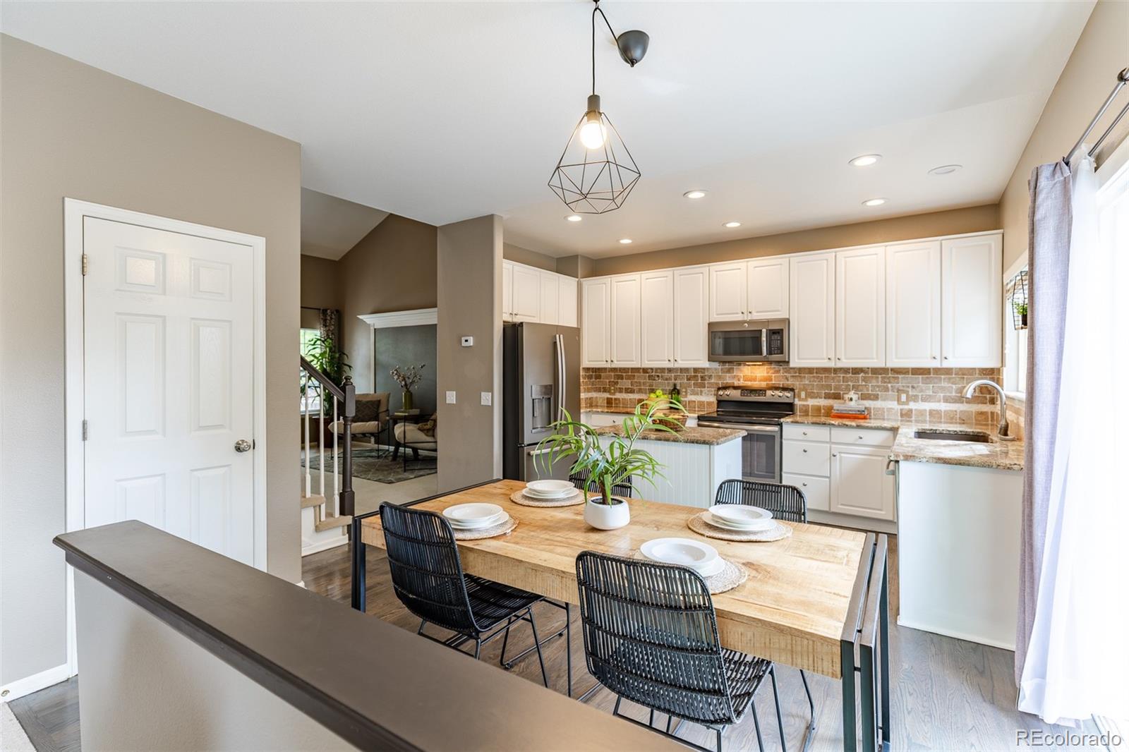 9773 Mulberry Street