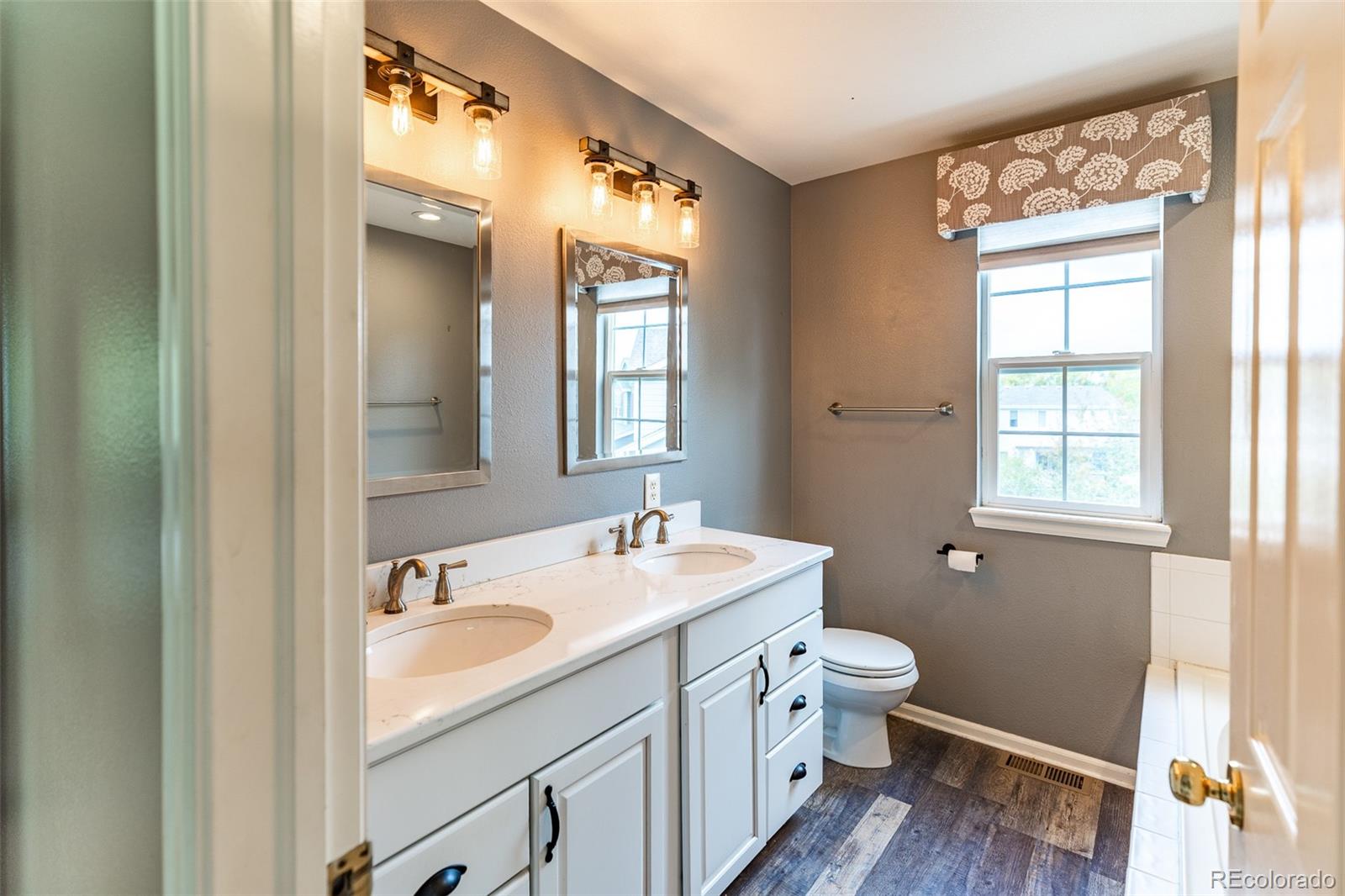 9773 Mulberry Street