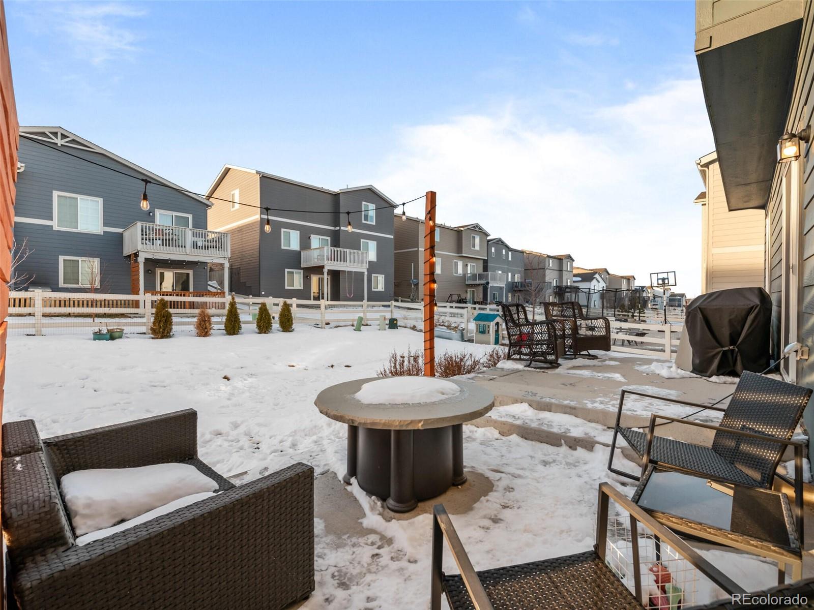 5227 Blue Lunar Lane