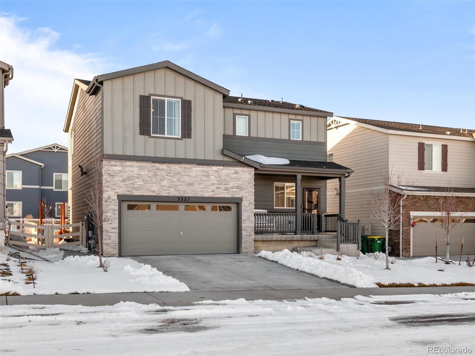 5227 Blue Lunar Lane