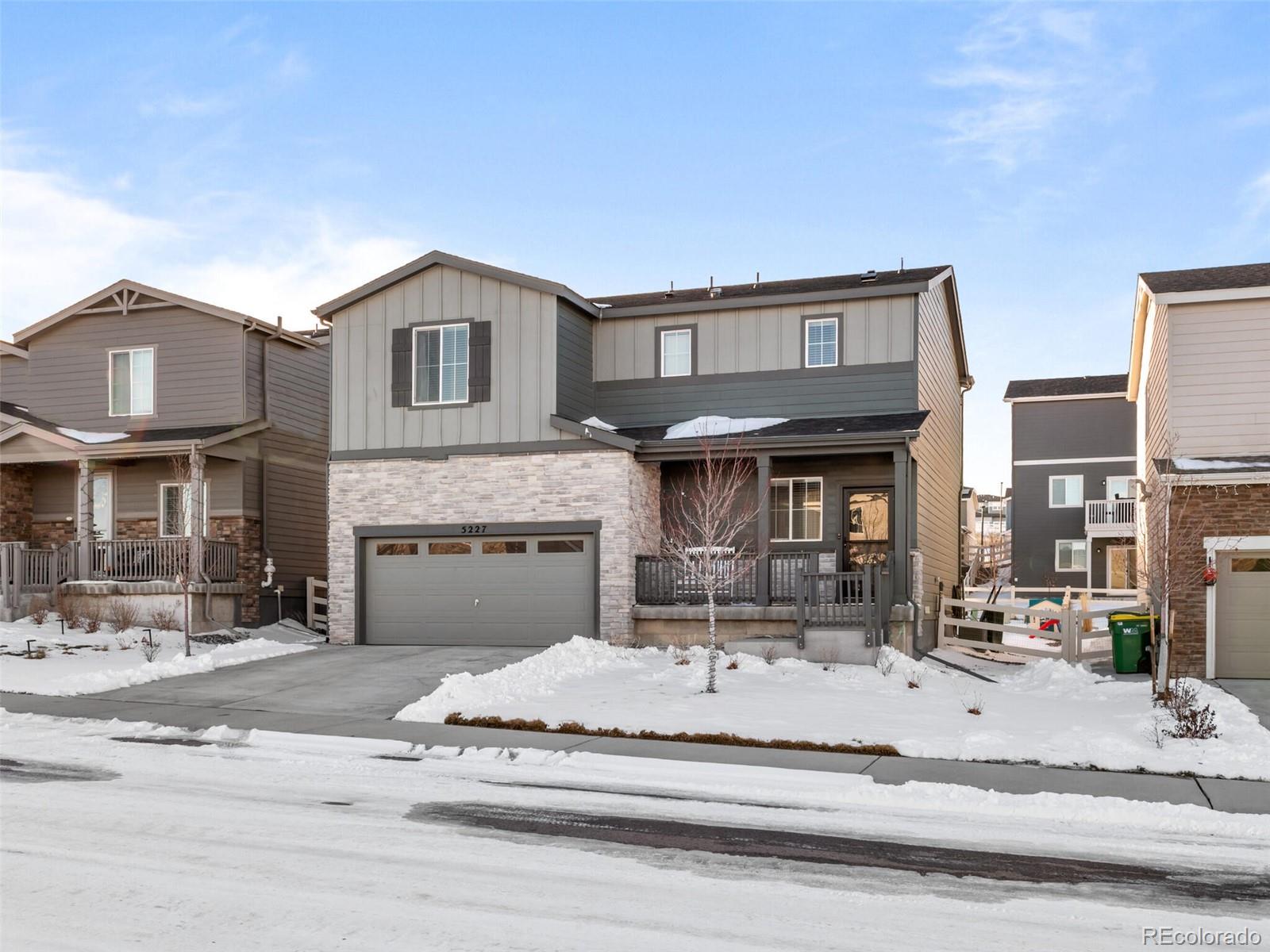 5227 Blue Lunar Lane