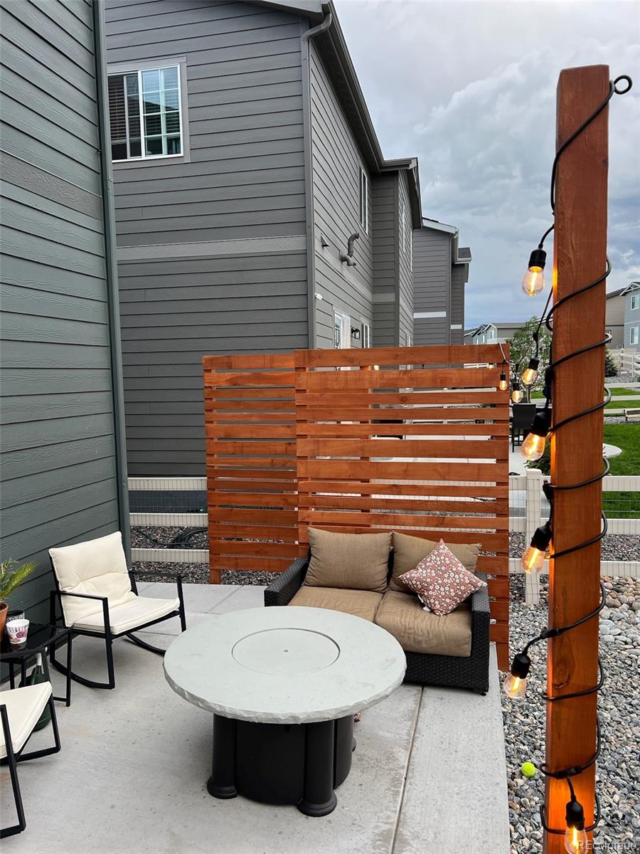 5227 Blue Lunar Lane