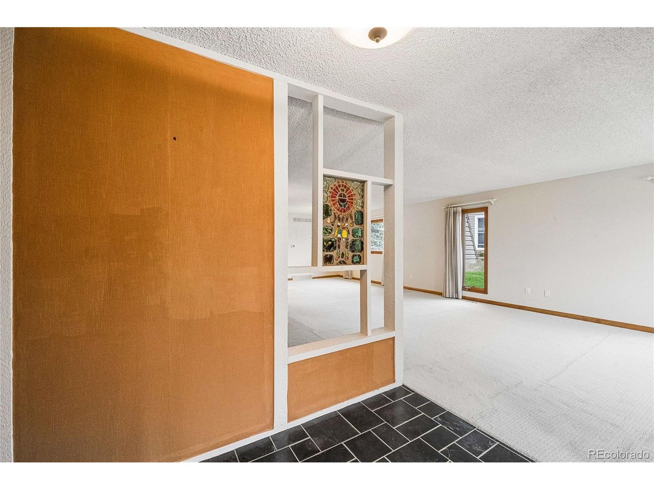 32 Douglas Dr S