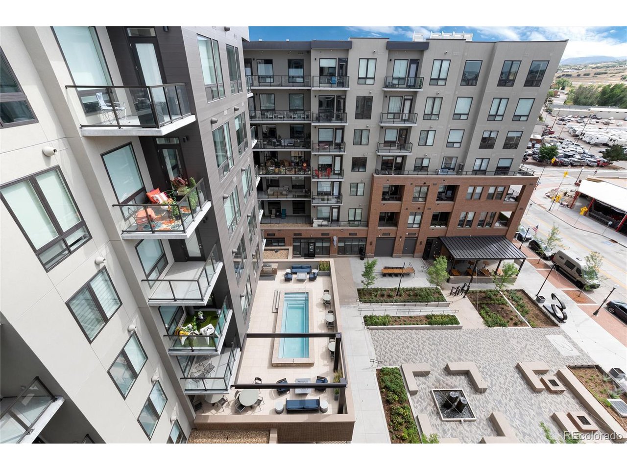 20 Wilcox St 706