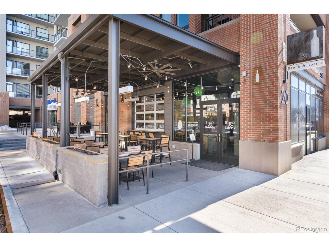20 Wilcox St 706