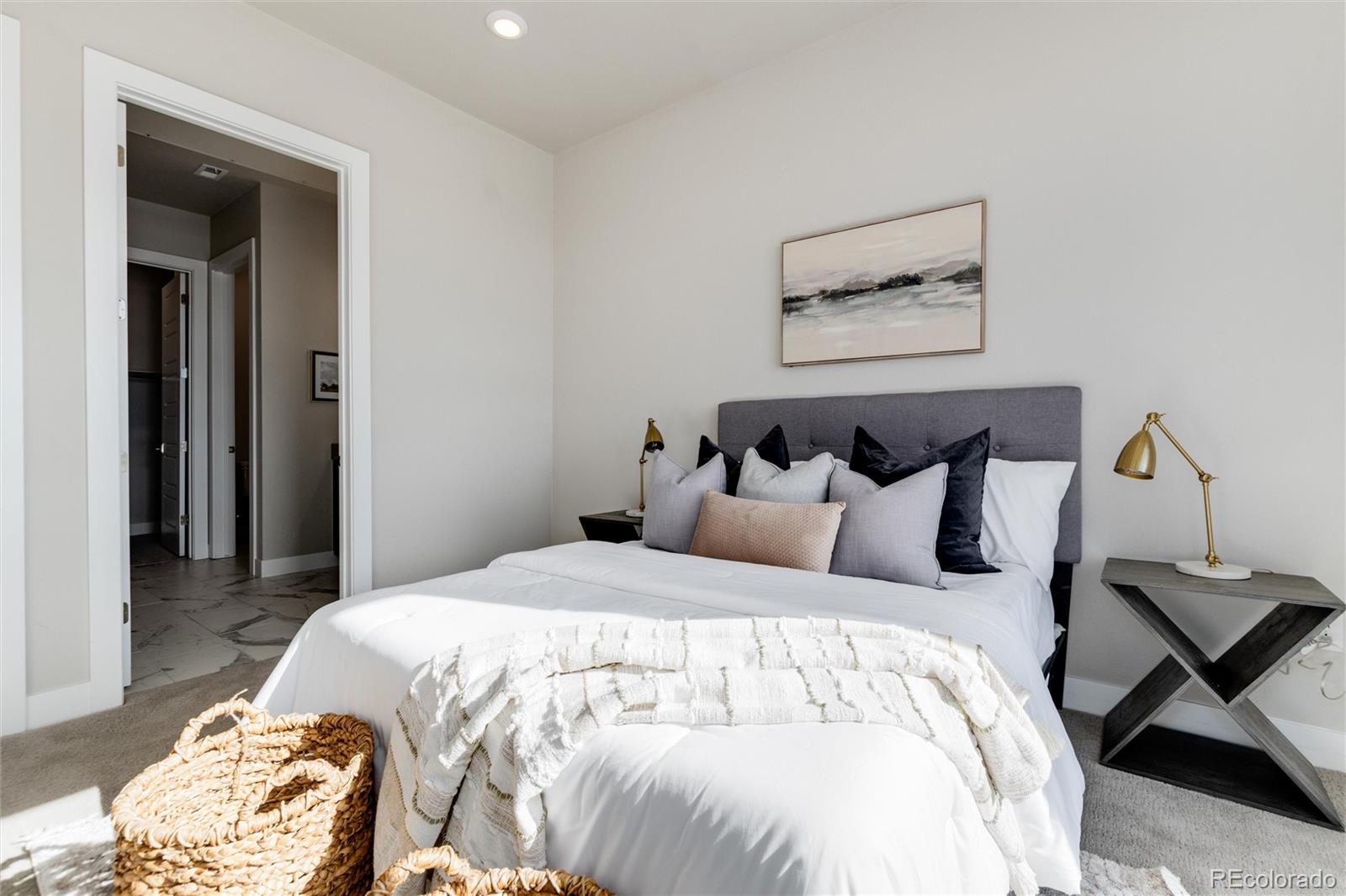 20 Wilcox Street Unit: 706