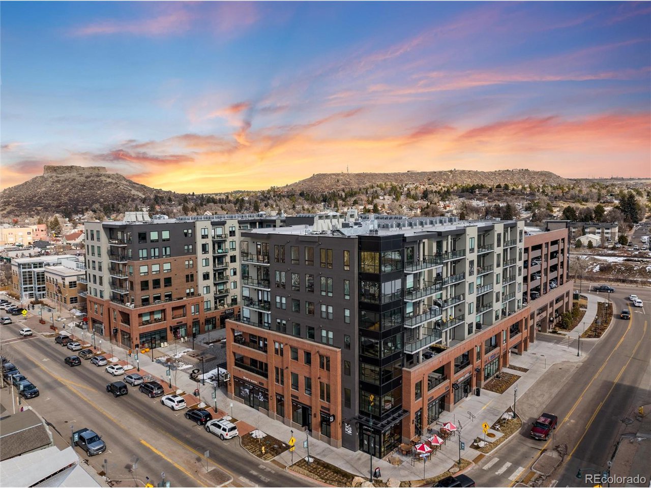 20 Wilcox St 706