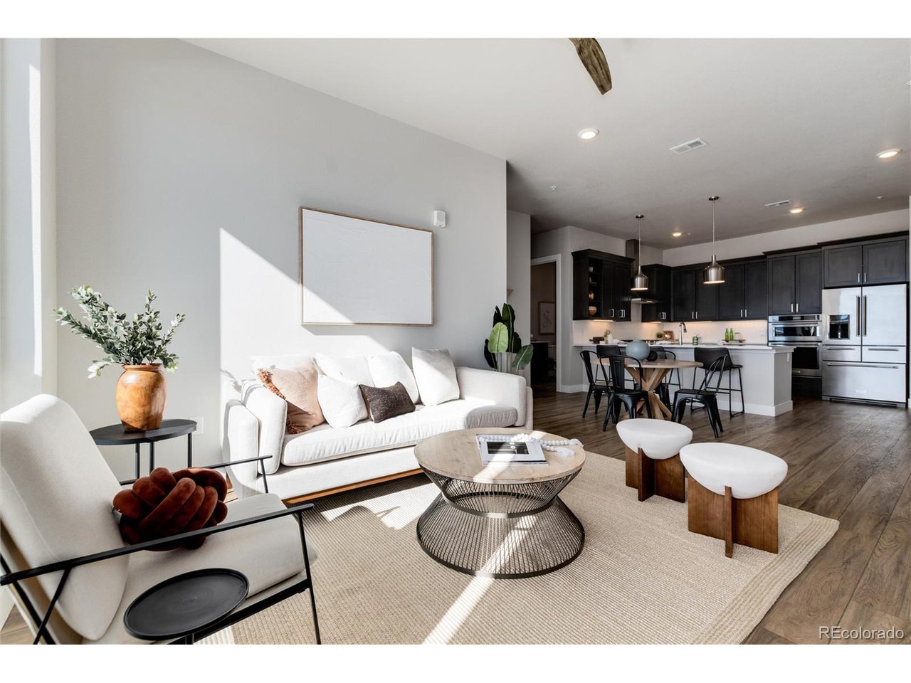 20 Wilcox St 706