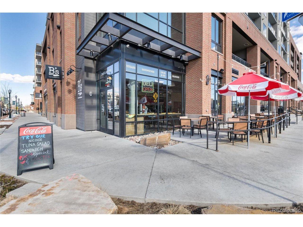 20 Wilcox St 706