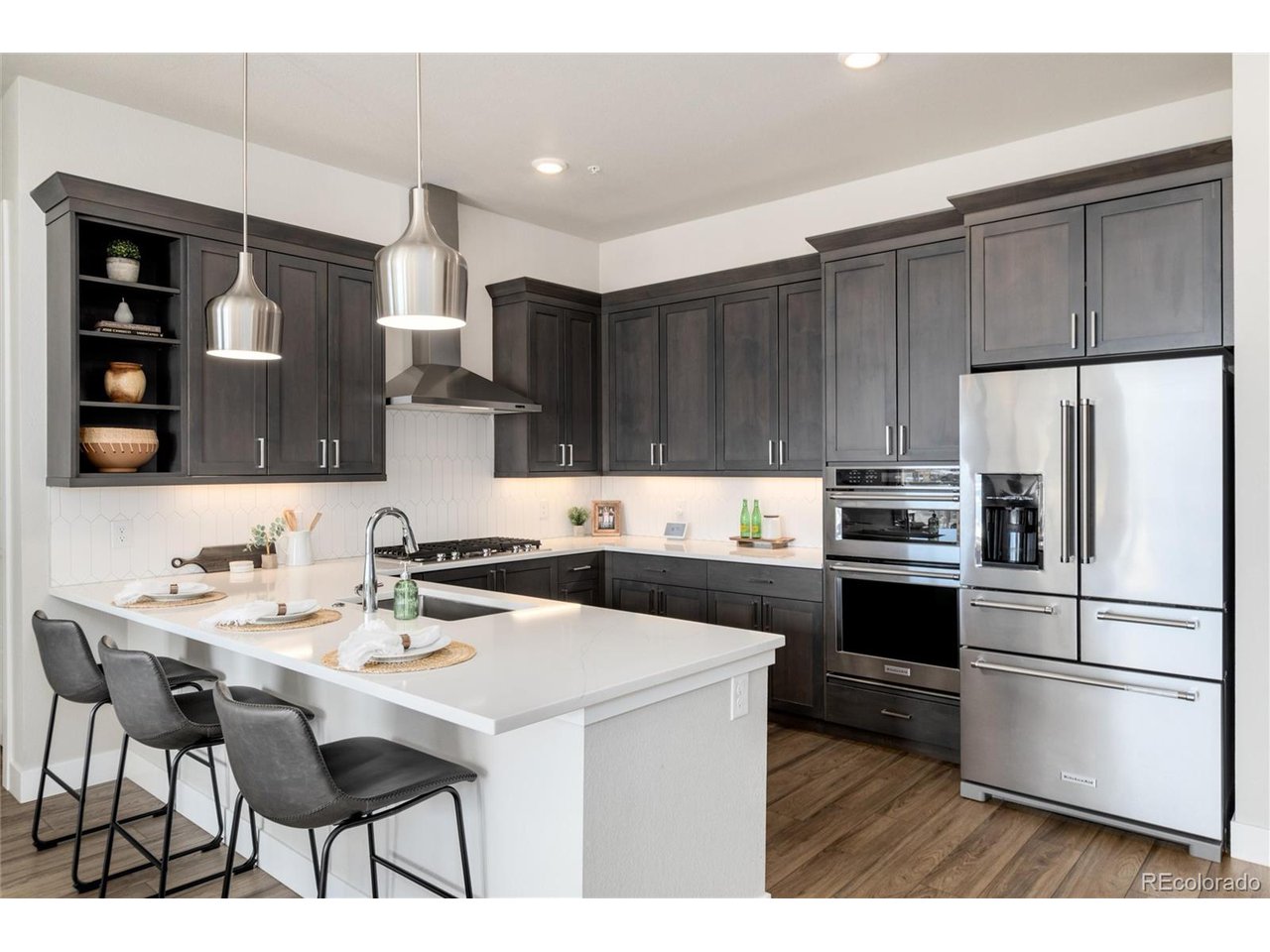 20 Wilcox St 706
