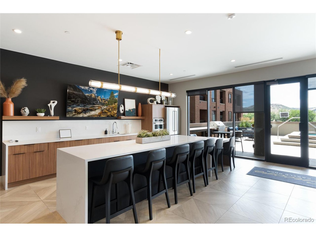 20 Wilcox St 706