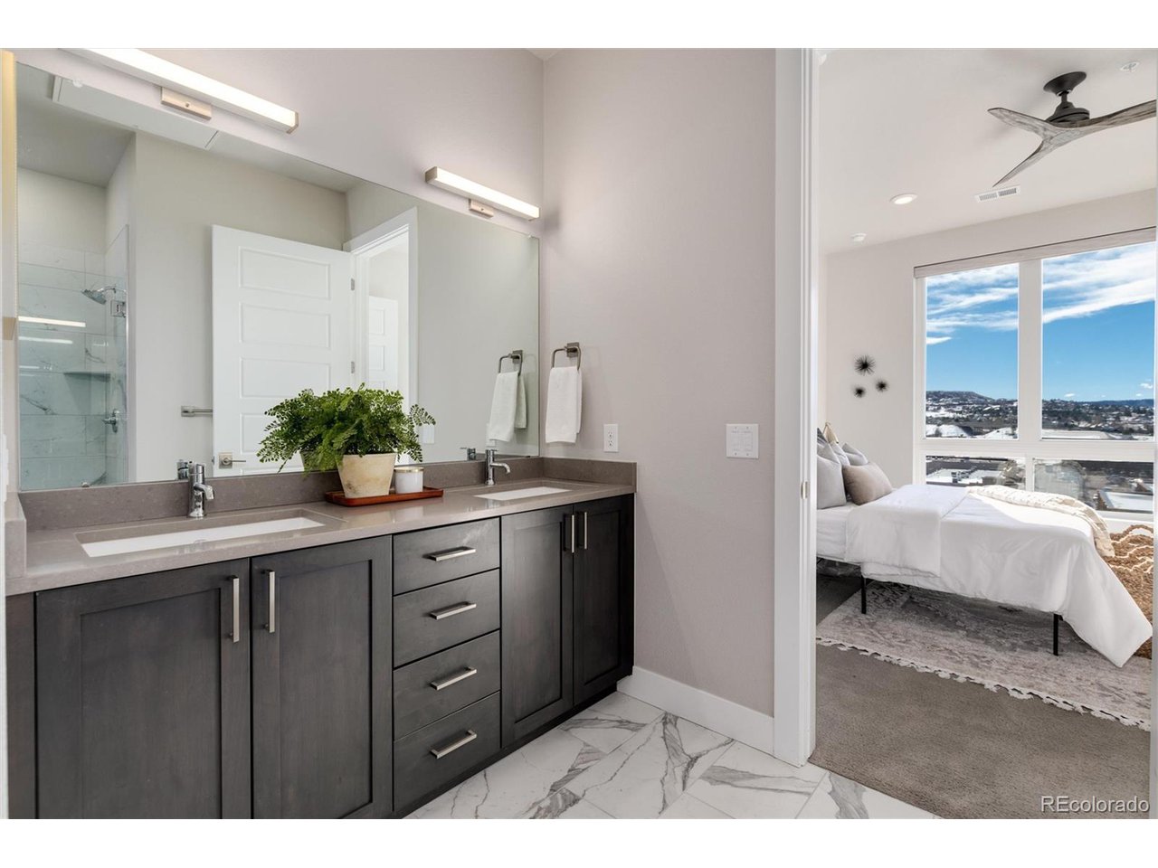 20 Wilcox St 706