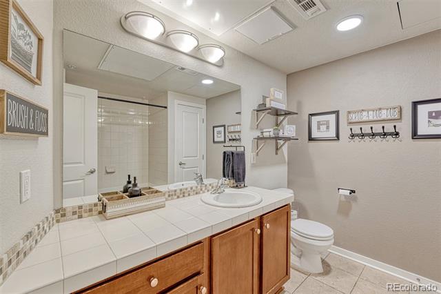 7240 W Custer Avenue Unit: 412