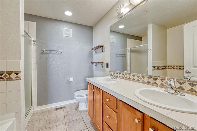 7240 W Custer Avenue Unit: 412