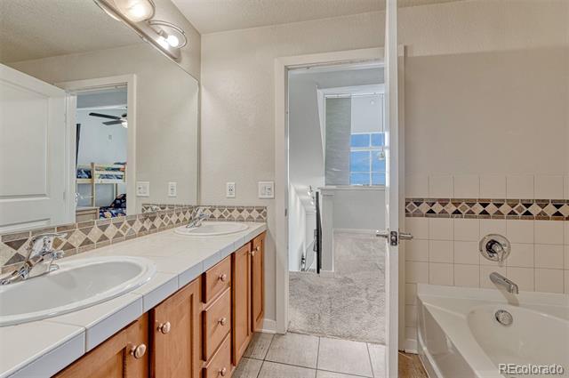 7240 W Custer Avenue Unit: 412