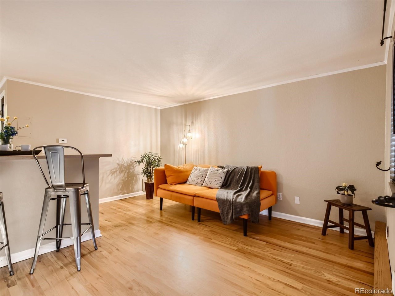 336 N Grant St 210