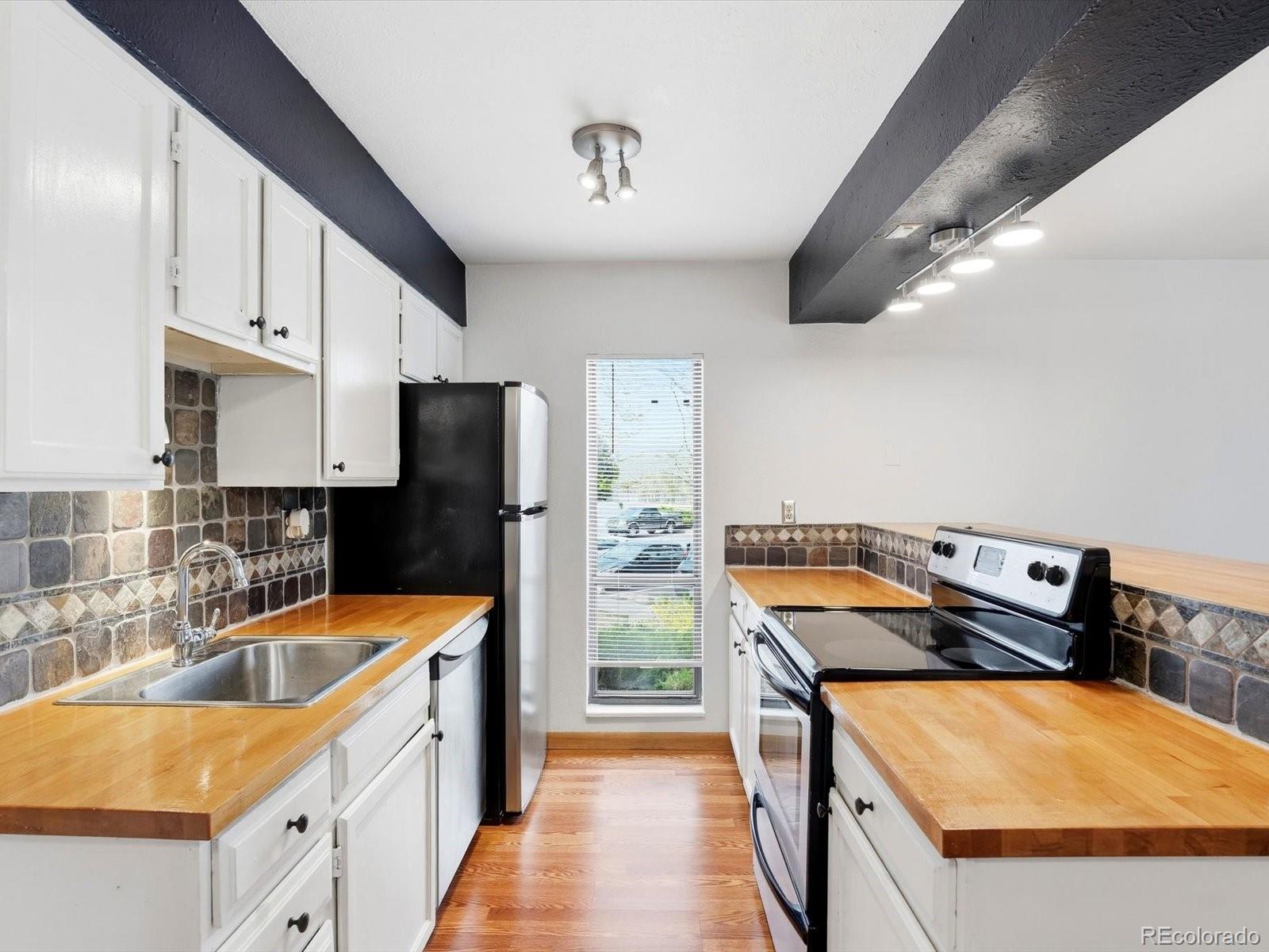 695 Manhattan Drive Unit: 109