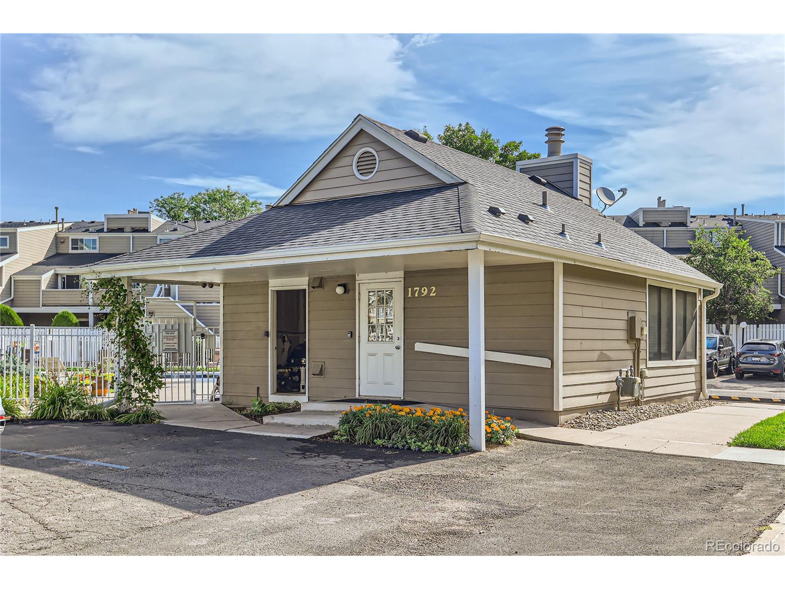 7905 E Colorado Ave 10