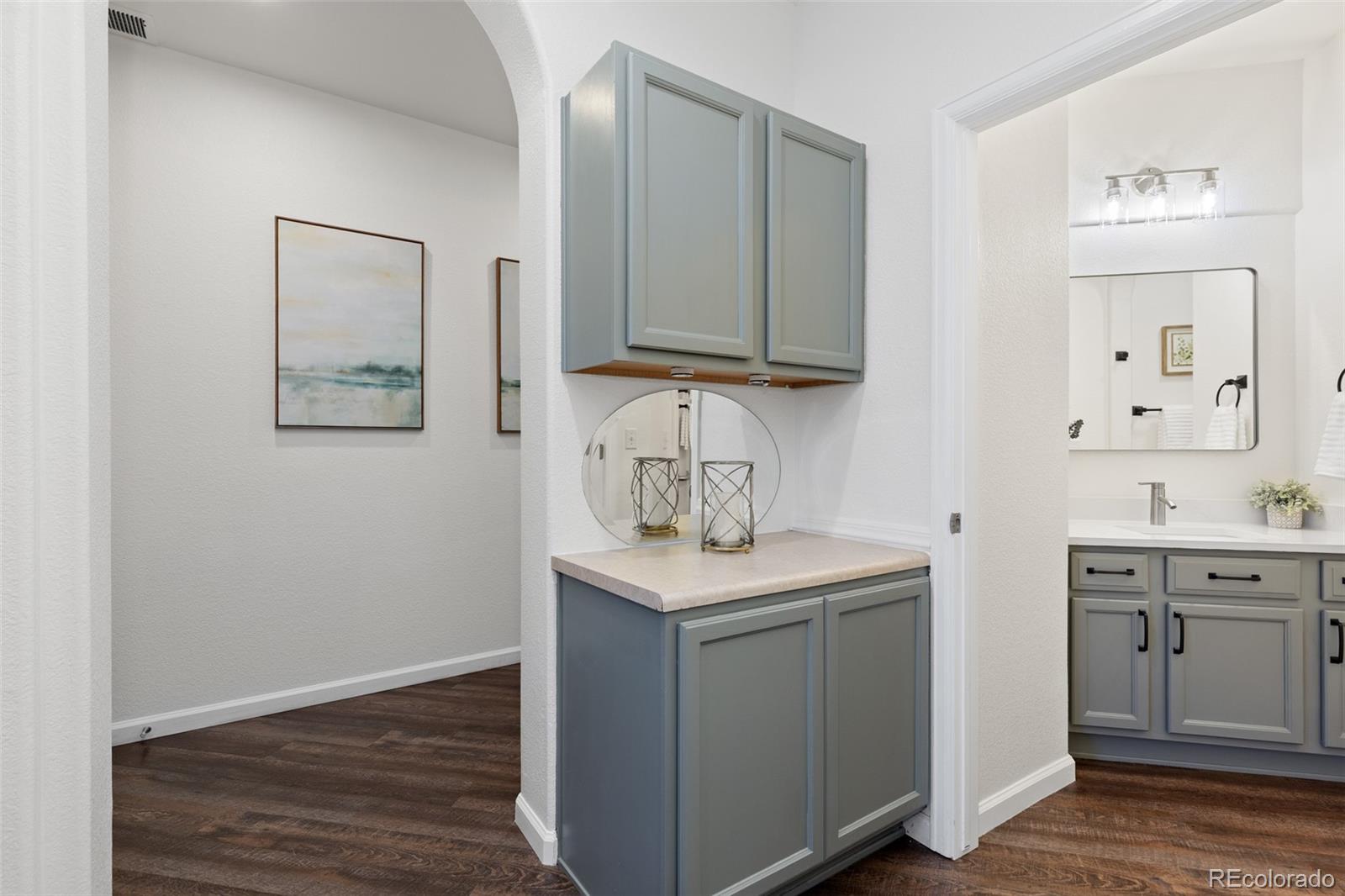 4963 S Zephyr Street