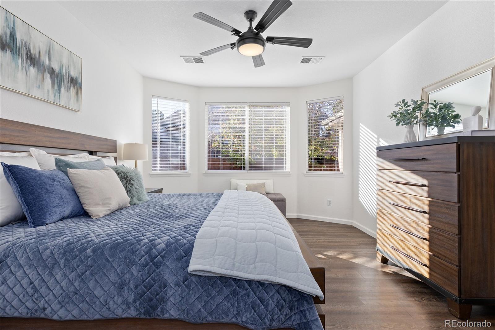 4963 S Zephyr Street