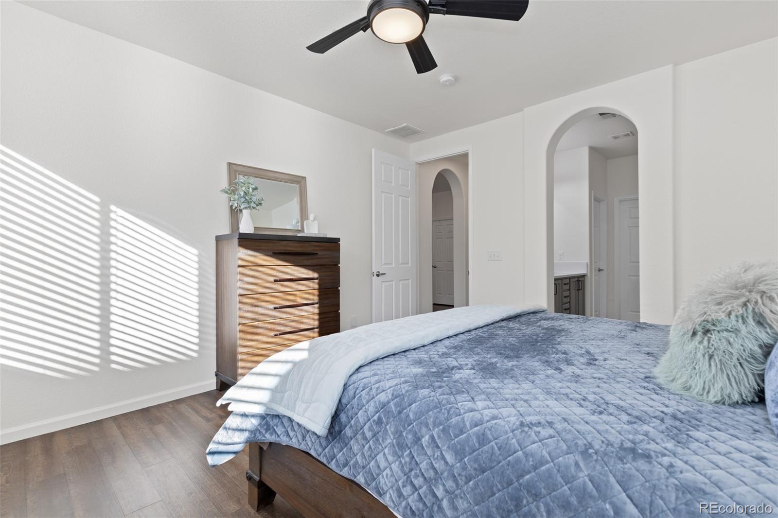 4963 S Zephyr Street