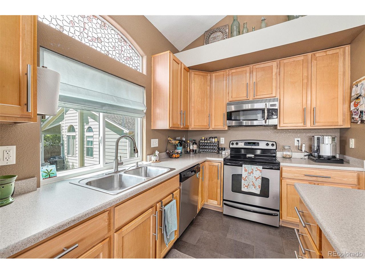 6696 Cherry Creek Dr
