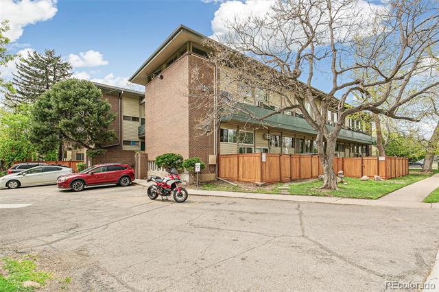 1842 Canyon Boulevard Unit: 209