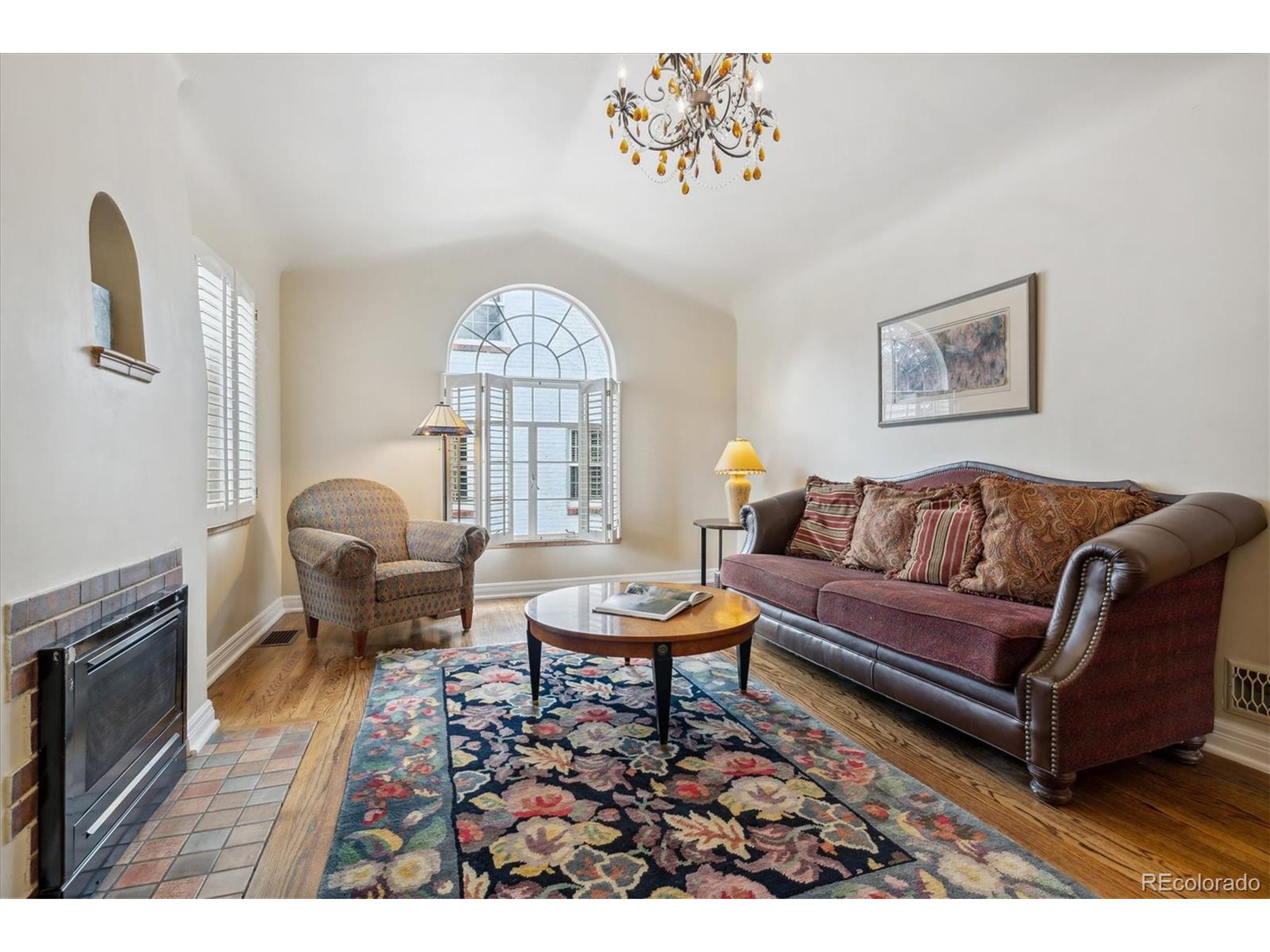 651 Elm St