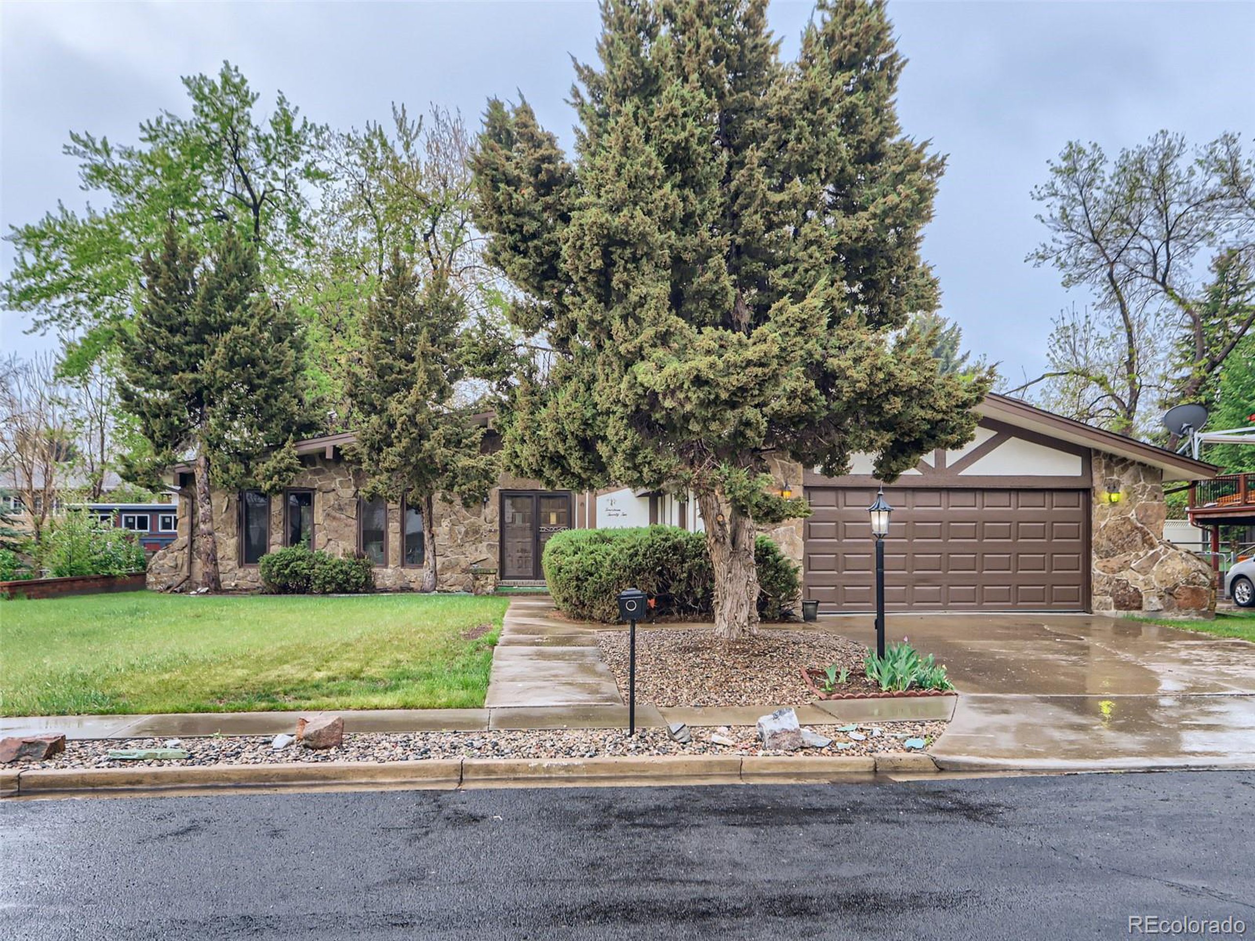 1422 Allison Dr