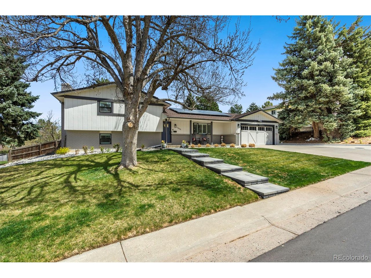 6439 E Maplewood Ave