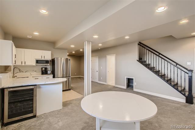 15429 W 95th Place