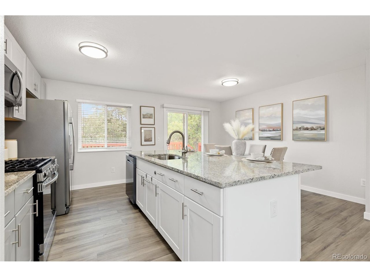 9532 Field Ct